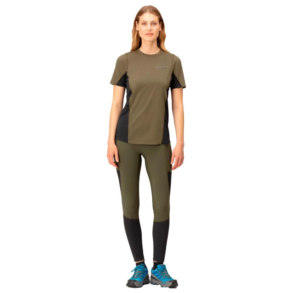 Trail-Leggings Norrona Senja Equaliser Stretch Tights W's Olive Night - Caviar 7 Trail-Leggings Norrona Senja Equaliser Stretch Tights W's Olive Night - Caviar – Bild 5