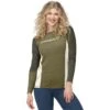 Norrona Falketind Equaliser Merino Round Neck Langarmshirt Damen - Olive Drab/Olive Night 1 Norrona Falketind Equaliser Merino Round Neck Langarmshirt Damen - Olive Drab/Olive Night -Norrona norrona falketind equaliser merino round neck women olive drab olive night 1 1460957