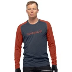 Norrona Fjørå Equaliser Lightweight Langarmshirt Herren - Rooibos Tea/Indigo Night