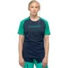 Norrona Fjørå Equaliser Lightweight T-Shirt Damen - Arcadia/Indigo Night -Norrona norrona fjora equaliser lightweight t shirt women arcadia indigo night 1 1561024