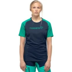 Norrona Fjørå Equaliser Lightweight T-Shirt Damen - Arcadia/Indigo Night