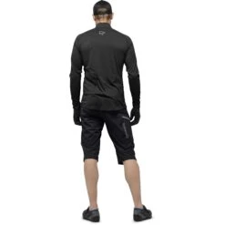 Norrona Fjørå Equaliser Zip Top Langarmshirt Herren - Caviar 11 Norrona Fjørå Equaliser Zip Top Langarmshirt Herren - Caviar -Norrona norrona fjora equaliser long sleeve zip top men caviar 4 1255385