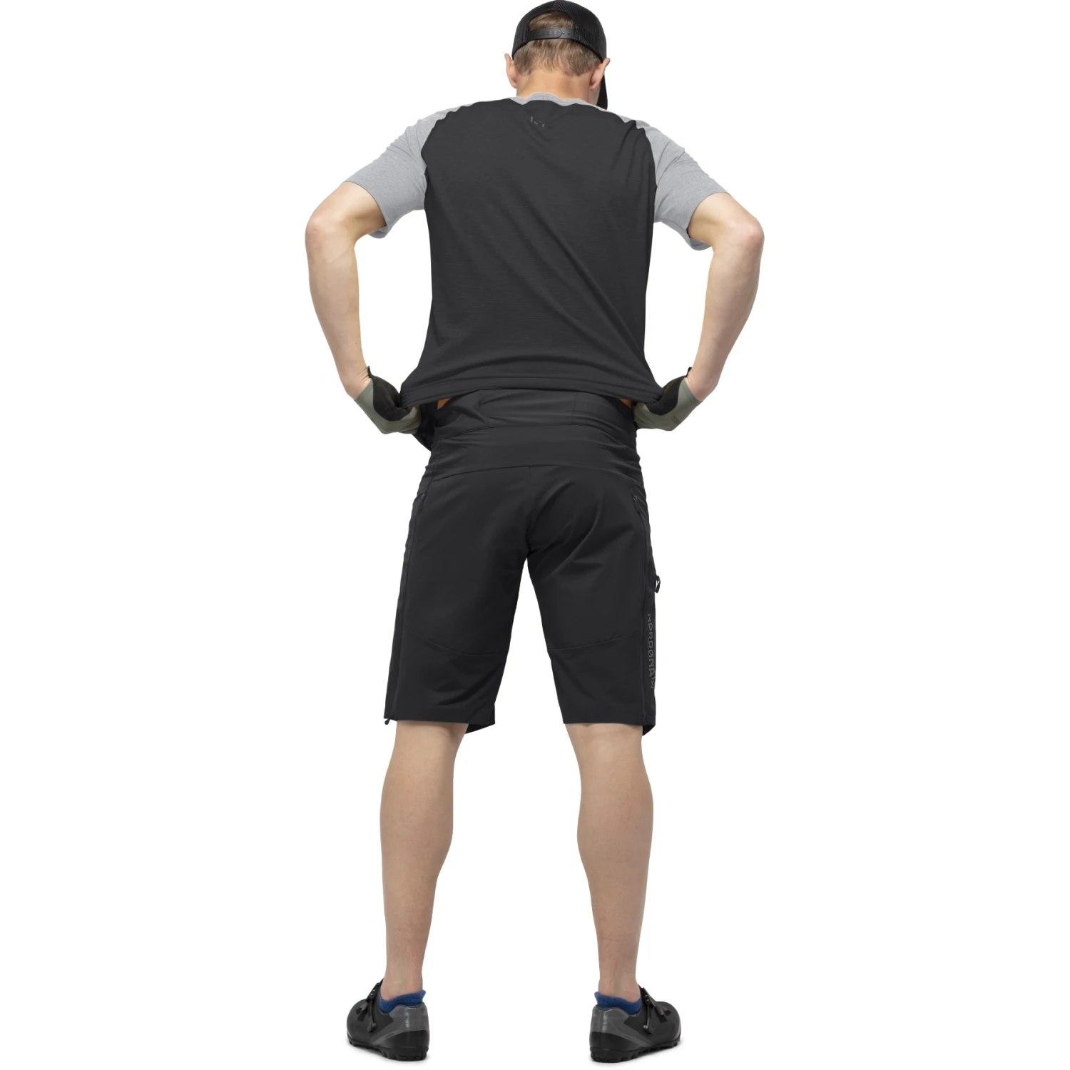 Norrona Fjørå Flex1 Mid Weight Shorts Herren - Caviar 6 Norrona Fjørå Flex1 Mid Weight Shorts Herren - Caviar – Bild 4