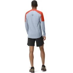 Norrona Senja Equaliser Lightweight Langarmshirt Herren - Arednalin 11 Norrona Senja Equaliser Lightweight Langarmshirt Herren - Arednalin -Norrona norrona senja equaliser lightweight long sleeve men arednalin model 2 1399846