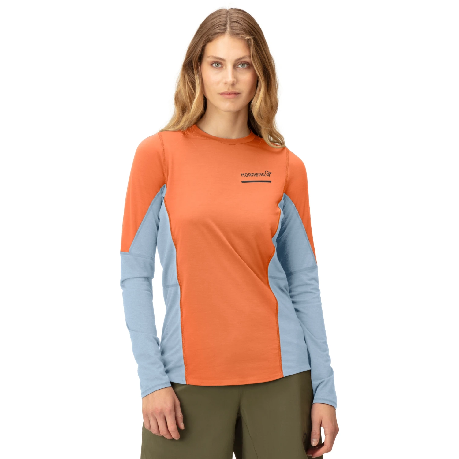 Norrona Senja Equaliser Lightweight Langarmshirt Damen - Flamingo 3 Norrona Senja Equaliser Lightweight Langarmshirt Damen - Flamingo