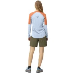 Norrona Senja Equaliser Lightweight Langarmshirt Damen - Flamingo 11 Norrona Senja Equaliser Lightweight Langarmshirt Damen - Flamingo -Norrona norrona senja equaliser lightweight long sleeve women flamingo model 2 1399825