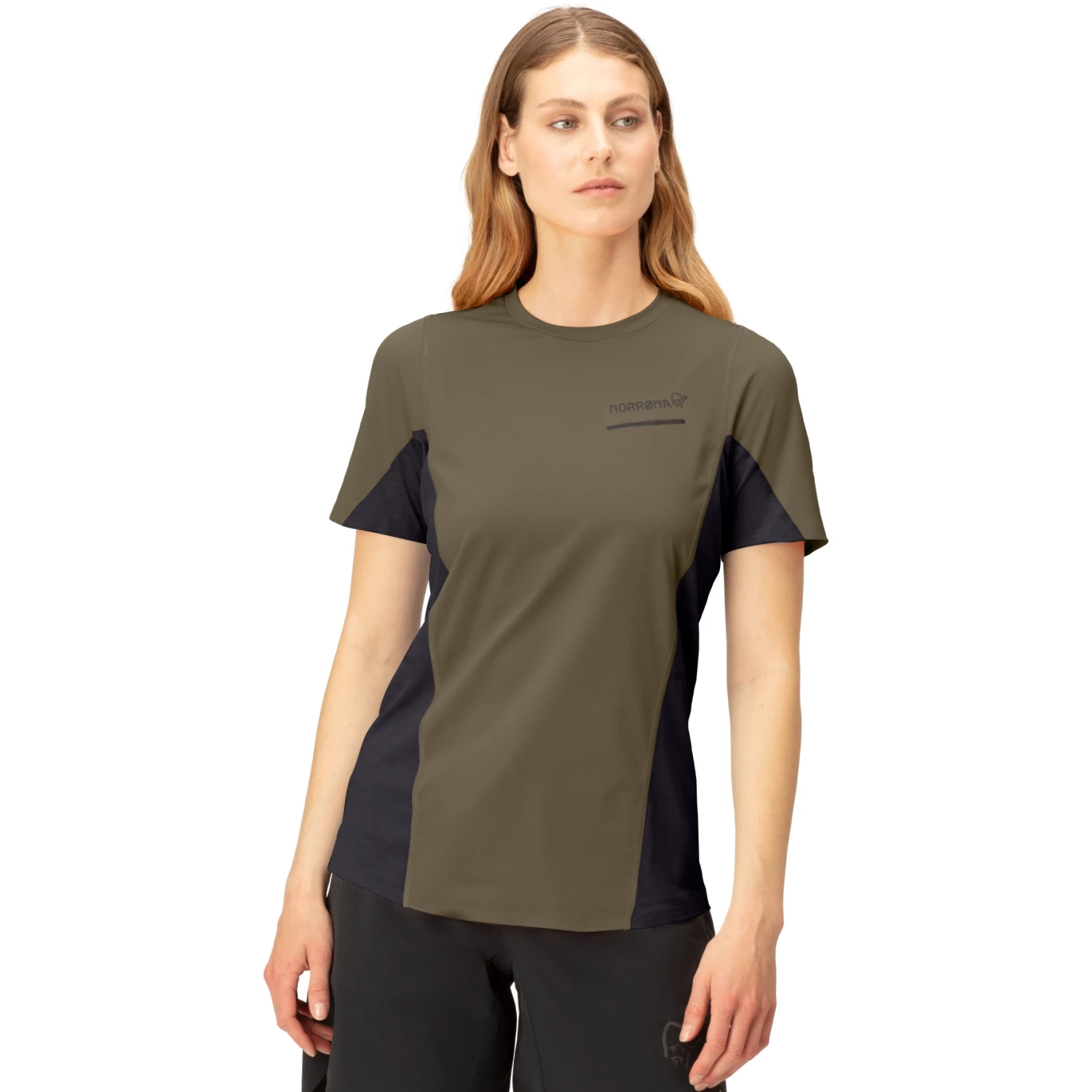 Norrona Senja Equaliser Lightweight T-Shirt Damen - Olive Night 3 Norrona Senja Equaliser Lightweight T-Shirt Damen - Olive Night