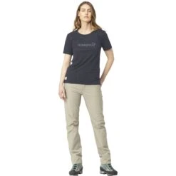 Norrona Svalbard Wool T-Shirt Damen - Indigo Night/Blue Fog 10 Norrona Svalbard Wool T-Shirt Damen - Indigo Night/Blue Fog -Norrona norrona svalbard wool t shirt women indigo night blue fog model 1 1400061