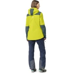 Norrona Trollveggen Gore-Tex Pro Light Jacke Damen - Sulphur Spring/North Atlantic -Norrona norrona trollveggen gore tex pro light jacket women sulphur spring north atlantic 4 1258337